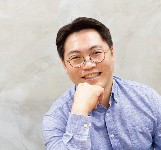 김성일 씨는 
투자 경험이 적을수록 다양한 자산에 
투자할 것을 권한다. [홍태식]