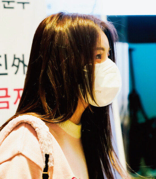 공연을 마치고 나온 유정. [홍태식]