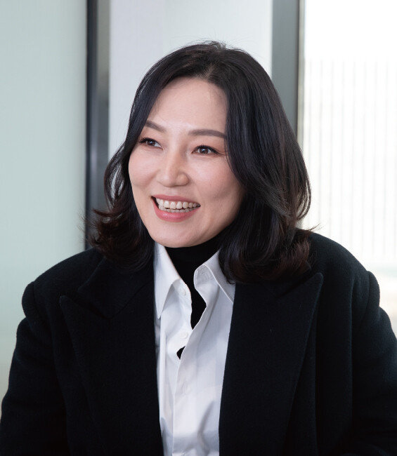 “윤석열 대통령 당선인의 이마에서 광채가 나는 건 좋은 시그널”이라고 윤혜미 대표는 말했다. [지호영 기자]