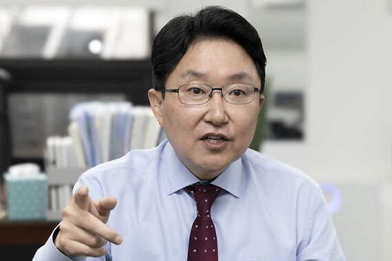 “추경이 ‘민심’이라면 <br>민주당보다 더 큰 규모 추경 주장하라”