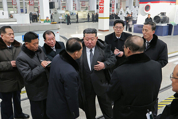 AI를 독재에 활용하는 북한,<br> ‘디지털 1984’ 사회