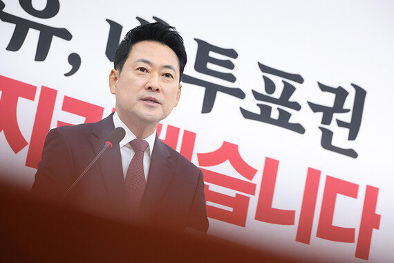 “전면 재선거”만 외친다고<br> 보수가 되살아나진 않는다