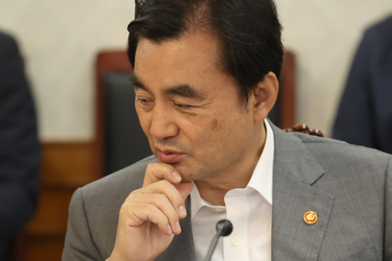 ‘안규백 법안’ 43건 분석해 보니…<br>“군사전략 전문성 안 보여”