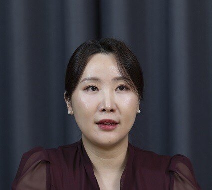 “반도체 투자, 다양한 호재 있는 <br>삼성전자에 힘 실을 필요”