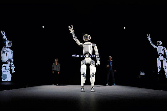 막 오른 로봇시대… <br>CES 2026 주인공은 ‘피지컬 AI’