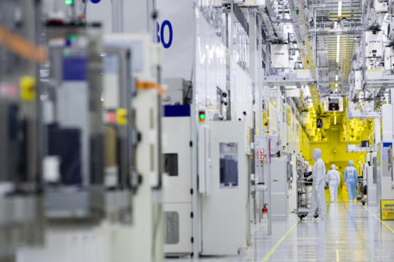 AI 열풍 타고 폭풍 성장세 진입한 <br>삼성전자·SK하이닉스