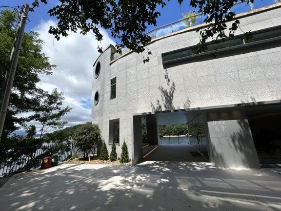 울산 북구에 위치한 박상진호수공원 지관서가 전경. 허문명 기자