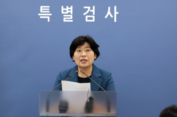 박지영 내란 특검 특검보가 8월 19일 서울 서초구 서울고등검찰청에 마련된 내란특검 사무실에서 정례 브리핑을 하고 있다. 뉴스1