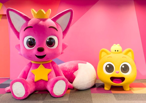 동요 콘텐츠로 시작해 세계적 인기를 모은 아기상어 캐릭터. 더핑크퐁컴퍼니 제공