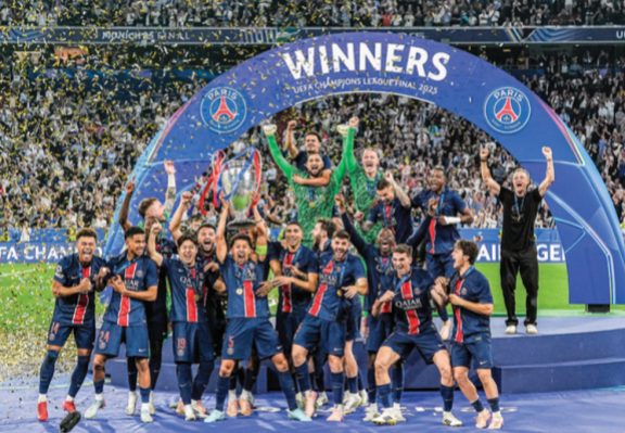 파리 생제르맹이 5월 31일(이하 현지 시간) 독일 뮌헨 알리안츠 아레나에서 열린 유럽축구연맹(UEFA) 챔피언스리그 결승전에서 인테르나치오날레 밀라노를 5-0으로 꺾고 우승했다. 뉴시스