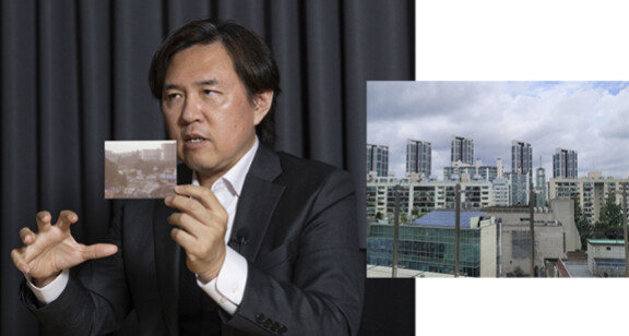 1980년대 중반 서울지하철 3호선 잠원역 일대 모습이 담긴 사진을 들고 있는 도시문헌학자 김시덕 박사(왼쪽)와 해당 지역의 현 모습. 지호영 기자·김우정 기자