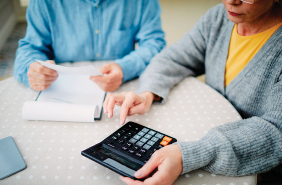 퇴직연금 ‘갈아타기’가 7월 21일부터 시작되는 사전 조회 서비스로 쉬워진다. GETTYIMAGES