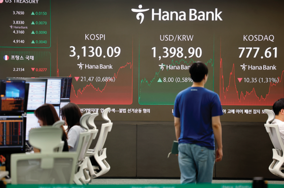 2분기 실적 발표 시즌 이후 국내 증시에서 투자 의견 하향 리포트가 쏟아지고 있다. 동아DB 