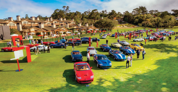 전설적인 페라리  모델들을 모아 전시한 ‘콩코르소 페라리(Concorso Ferrari)’ 10주년 행사장 전경. 페라리코리아 제공 