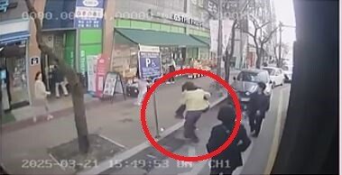 버스에서 쓰러진 여대생…기사가 병원으로 달려 구했다