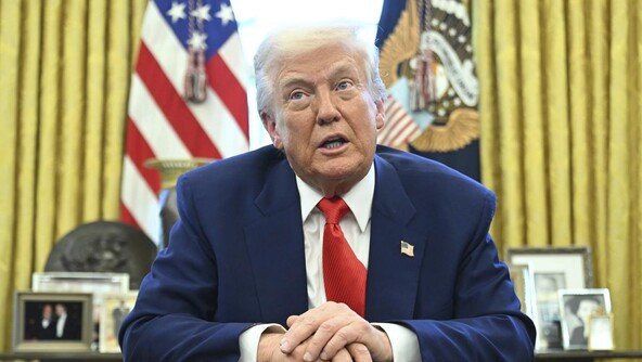 트럼프 관세유예 4시간전 “지금이 매수할 때, DJT” 글올려 논란
