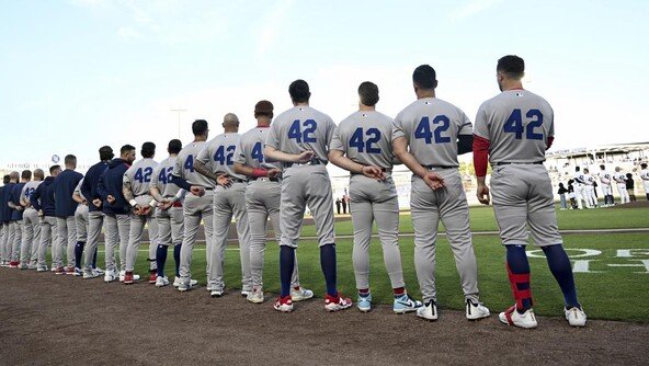 이정후도, 저지도, 오타니도… MLB 모두 ‘42번’ 달고 뛴 까닭은
