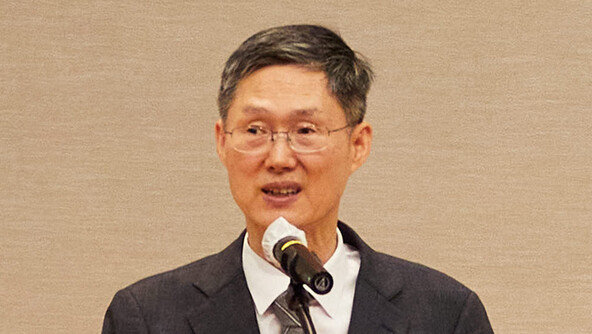 오늘 퇴임 문형배 “우리 사회 관용-자제 필요… 계엄, 선 넘어”