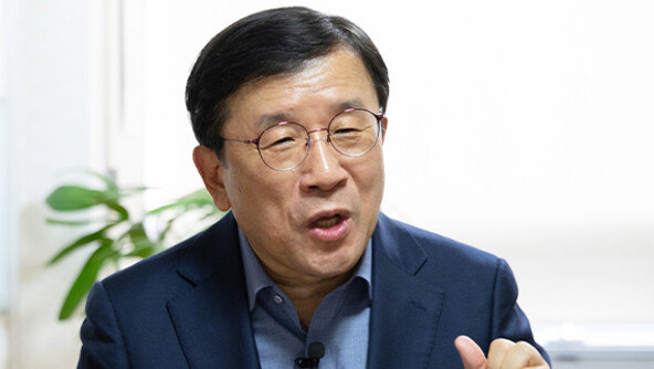 “상승장에서 상단 예측하지 않아, 시장은 늘 오버슈팅… 중장기 계좌엔 반도체뿐”