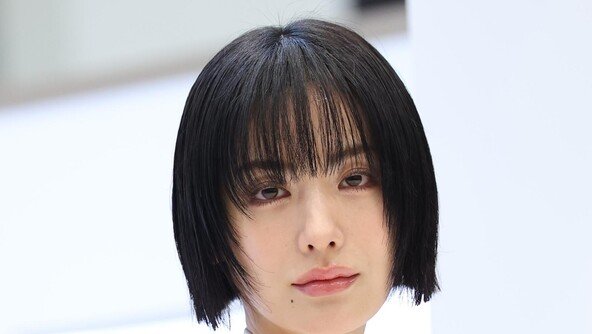 ‘강도 제압’ 나나…“무술 유단자라도 강도 요구 응해주고 신고했어야”