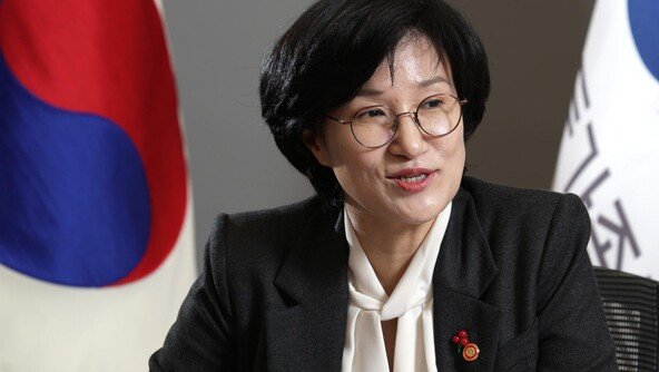 [단독]“男 군대가니 女도 가라는 식으로 여성징병제 문제 못풀어”