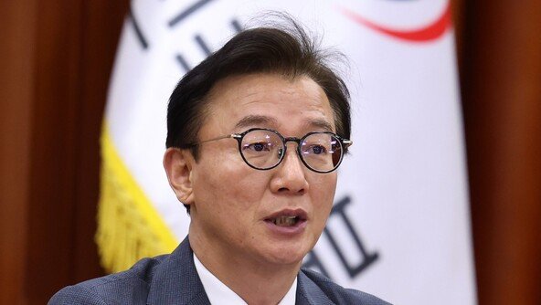 통일교 前간부 “전재수에 4000만원-명품시계 전달”… 田 “전부 허위”