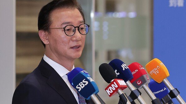 통일교 ‘해저터널 청탁’ 당시… 전재수, 오거돈 선대위장 맡아