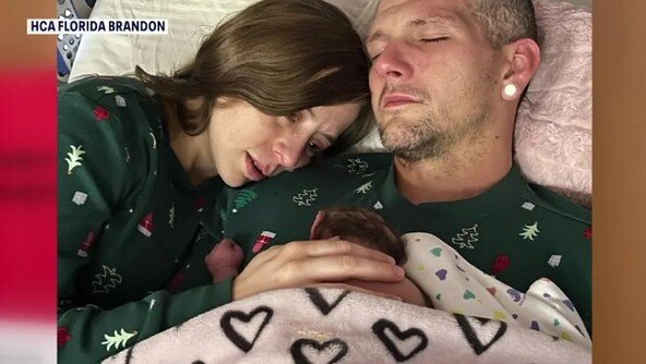 무뇌아 낙태 않고 출산…짧은 만남뒤 장기기증 선택한 美부부