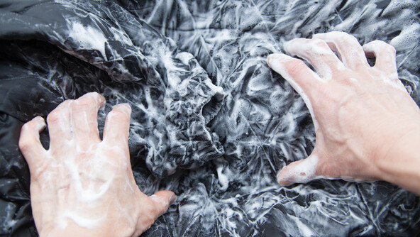 패딩을 드라이클리닝?…오리털 기름기 녹여 보온력 뚝 [알쓸톡]