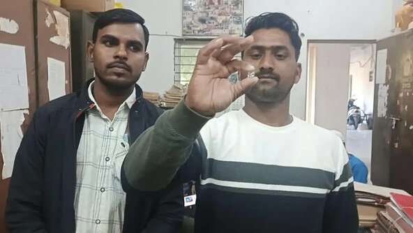 빌린 땅에서 1억짜리 다이아몬드 발견…생활고 청년 ‘인생 역전’