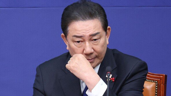 김병기, 아내-장남 이어 차남 ‘예비군 의혹’… 후임자 벌써 거론