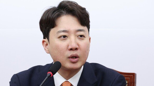 이준석, 장동혁 단식에 남미출장서 조기귀국…‘쌍특검 연대’ 지속