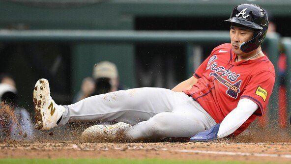 김하성, 빙판에 미끄러져 손가락 부상…“수술·회복에 4~5개월”