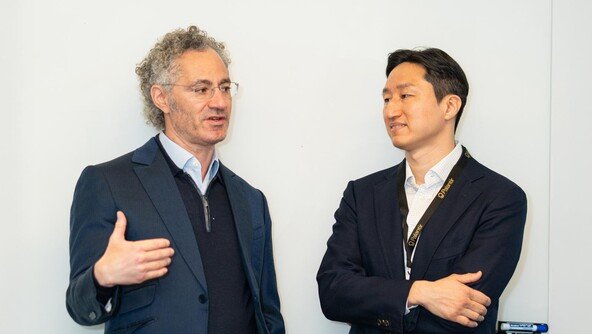 팔란티어 CEO 다시 만난 정기선 “전략적 AI 파트너십 확대”