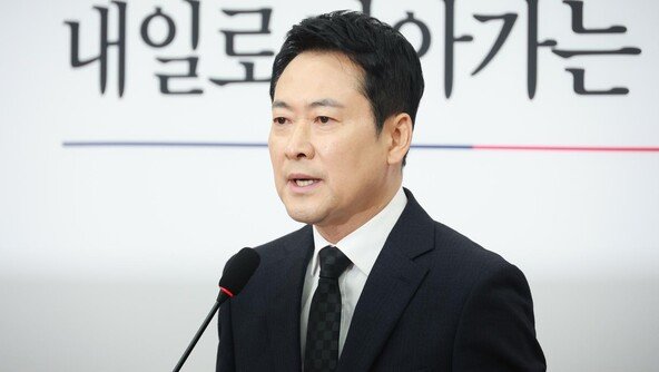 국힘 내부 ‘장동혁 사퇴론’ 부글부글…오세훈 독자 행보 시사도