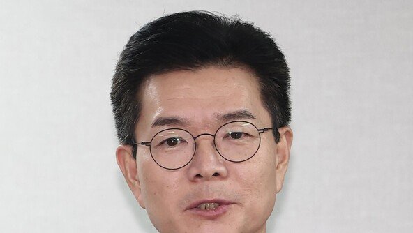 안철수 “정원오, 고향 여수에 성동구 휴양시설 지어”…鄭측 “주민투표로 결정”