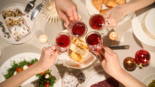 술의 위기, 범인은 넷플릭스와 위고비? [딥다이브]