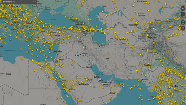 카타르 승무원 “하늘에서 계속 폭발음…비행 취소돼 계속 대기”