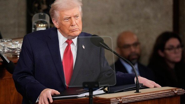 “트럼프, 소녀의 행동 가르쳐준다며 성폭행 시도”…FBI 진술서 공개 파장