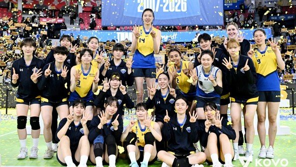 여자배구 ‘블로퀸’ 양효진, 눈물의 작별…“결혼식도 긴장 안 했는데”
