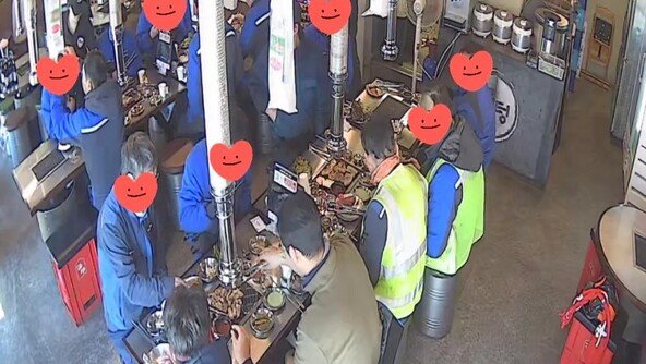 “실수 봐준 고깃집에 돈쭐 내주자”…인부 18명이 고기 주문