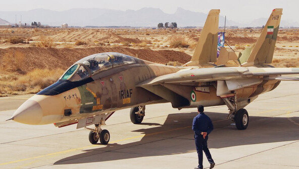 쑥대밭 이란 공군기지에 ‘미국산 F-14’ 전투기가…