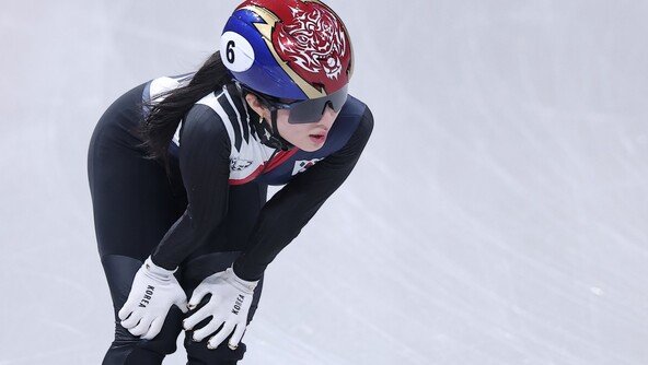 ‘올림픽 2관왕’ 김길리, 쇼트트랙 세계선수권 첫날 순항