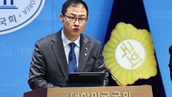 與 울산시장 최종후보에 김상욱…과반득표로 결선 없어