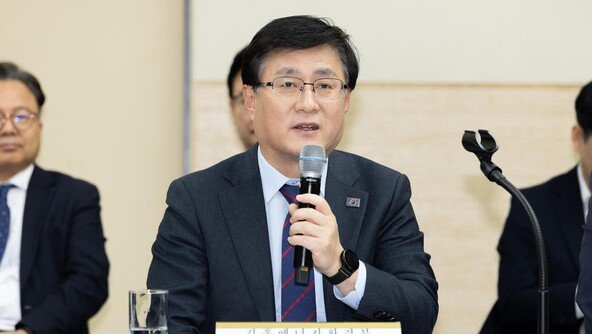 공공부문 차량 5부제 의무…민간은 일단 자율시행