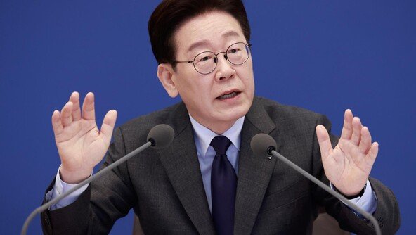 李 “어르신 무료 대중교통, 출퇴근 시간엔 제한 연구해보라”