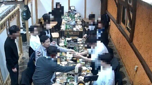 “술-식사뒤 15명에 대리비 68만원 줬다가 회수” 김관영 CCTV 보니…