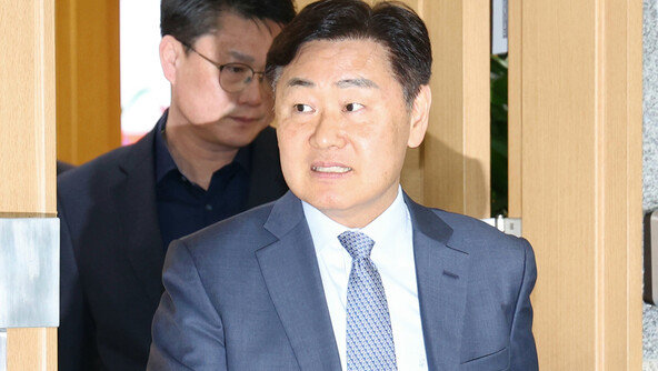 민주 “김관영 전북지사 제명…금품 제공 파악돼”