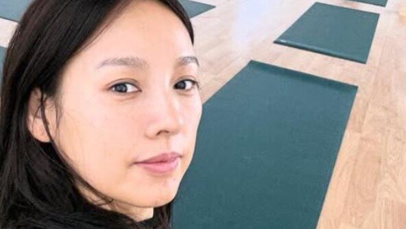 “손 잡거나 몸 만지지 마세요” 이효리 요가원, 수강생 공지