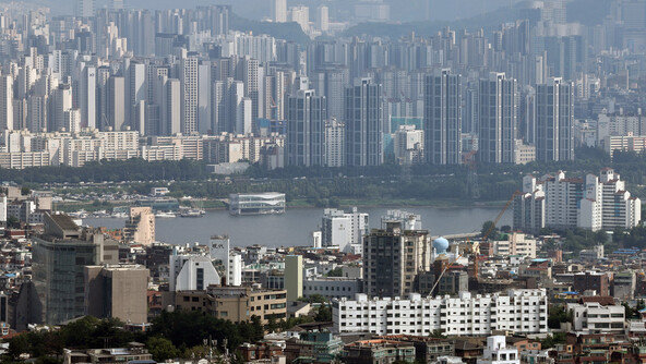 부동산 대출 더 죄나… 무주택자라도 고액 전세라면 규제 검토